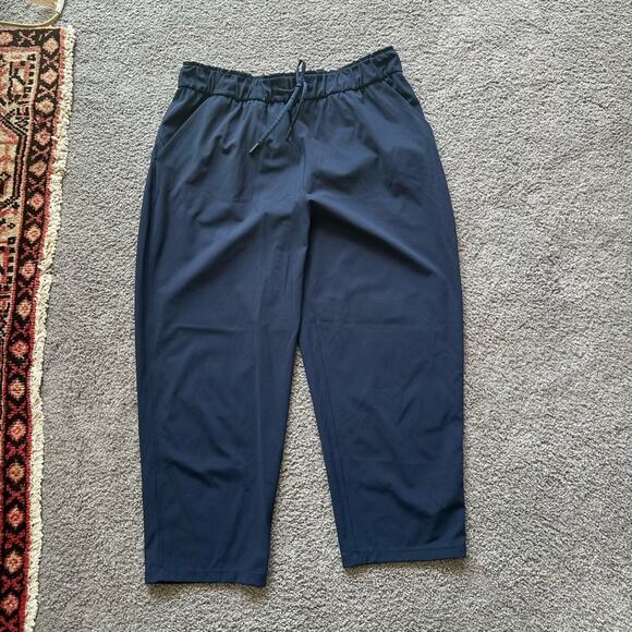 Lululemon Keep Moving Crop Pants - Picture 1 of 8
